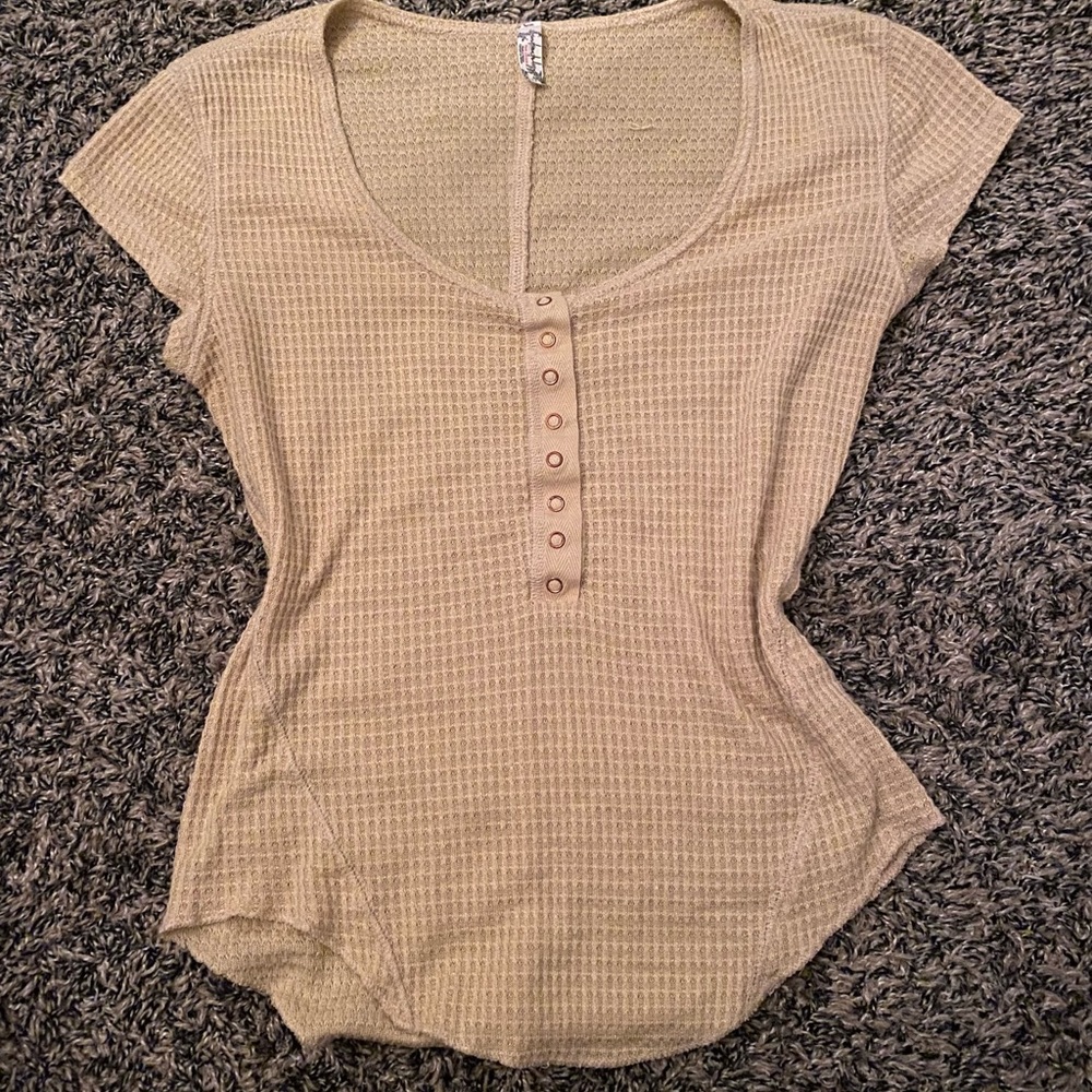 Free people tshirt